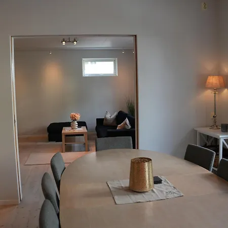 Apartment Exclusive In With Balcony *