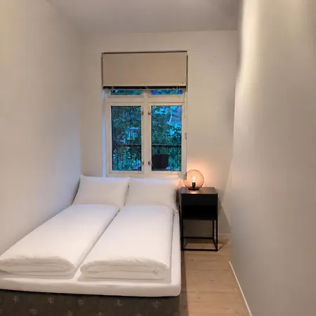 Apartment Exclusive In With Balcony *