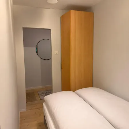 Apartment Exclusive In With Balcony *