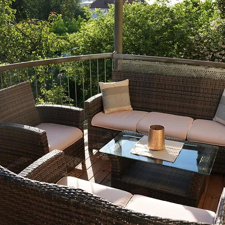 Apartment Exclusive In With Balcony *