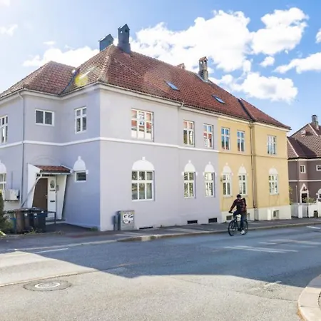 Exclusive In With Balcony Apartment